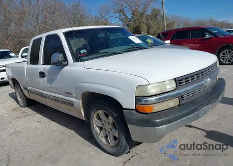 2000 Chevrolet Silverado 1500 Ls z USA, uszkodzony, nr VIN 1GCEC19T0YZ117357